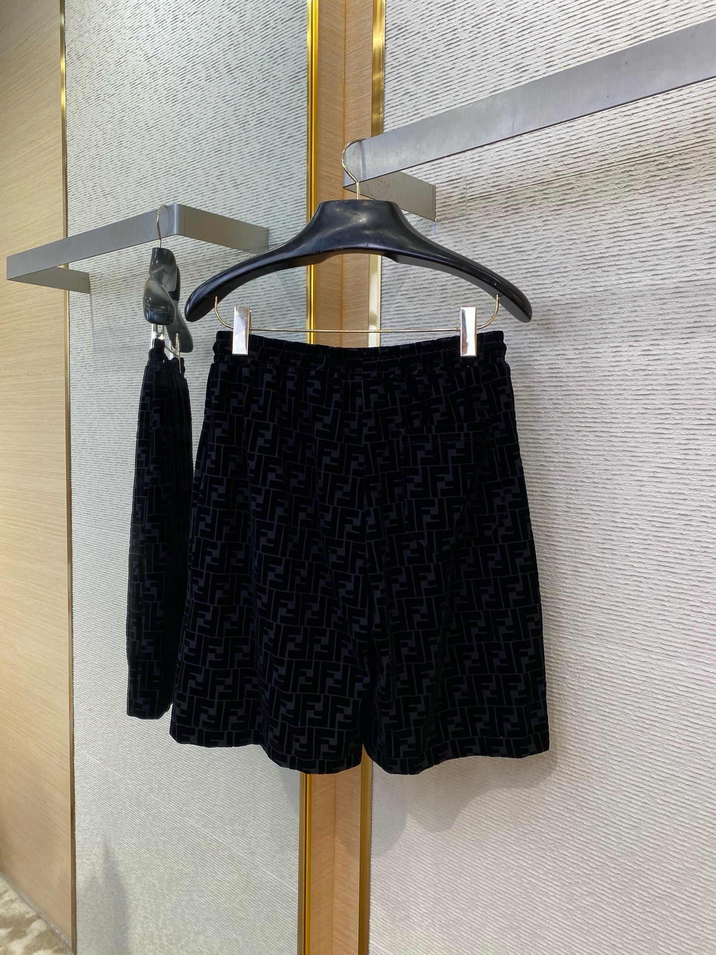 FEN SHORTS