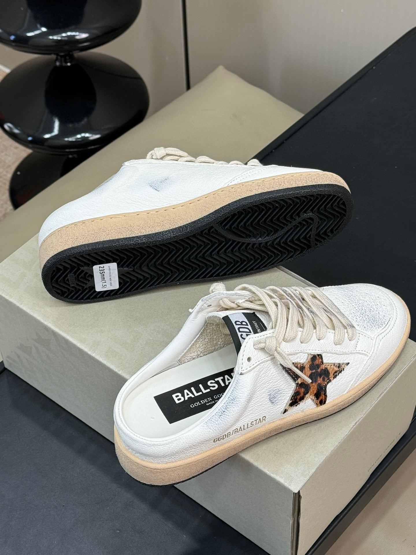 GOLDEN G MULES