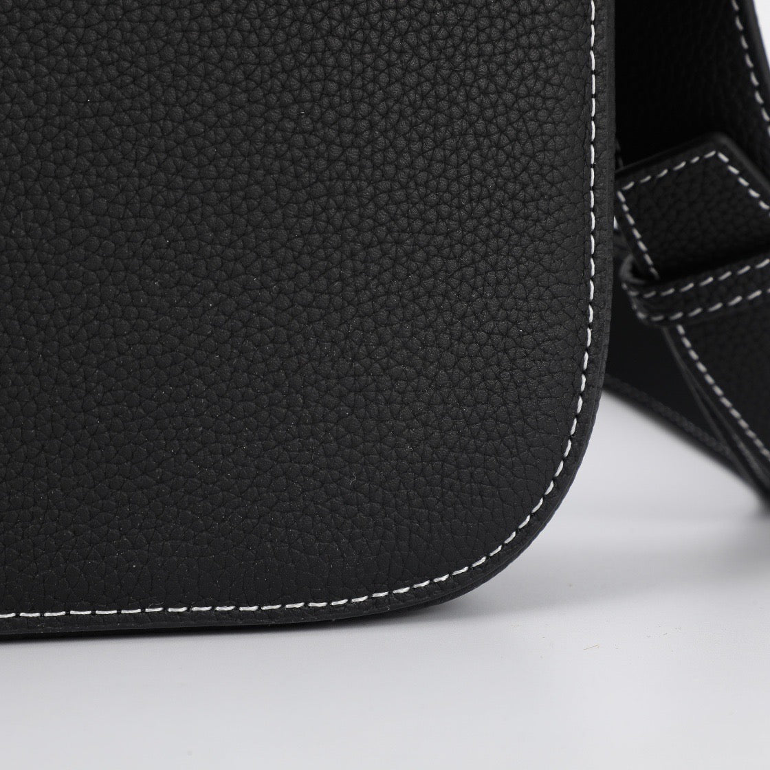 CD SADDLE MESSENGER BAG