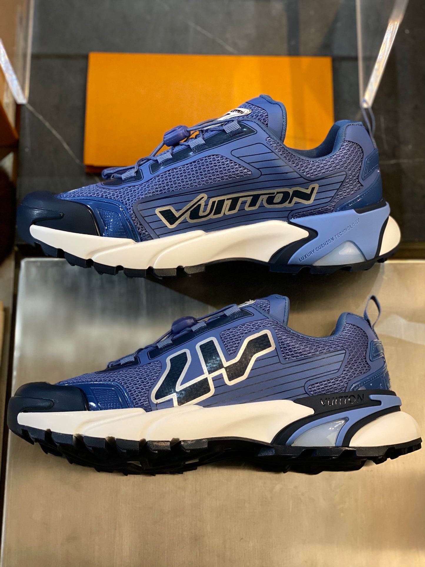 LOU RUNNER TATIC SNEAKER