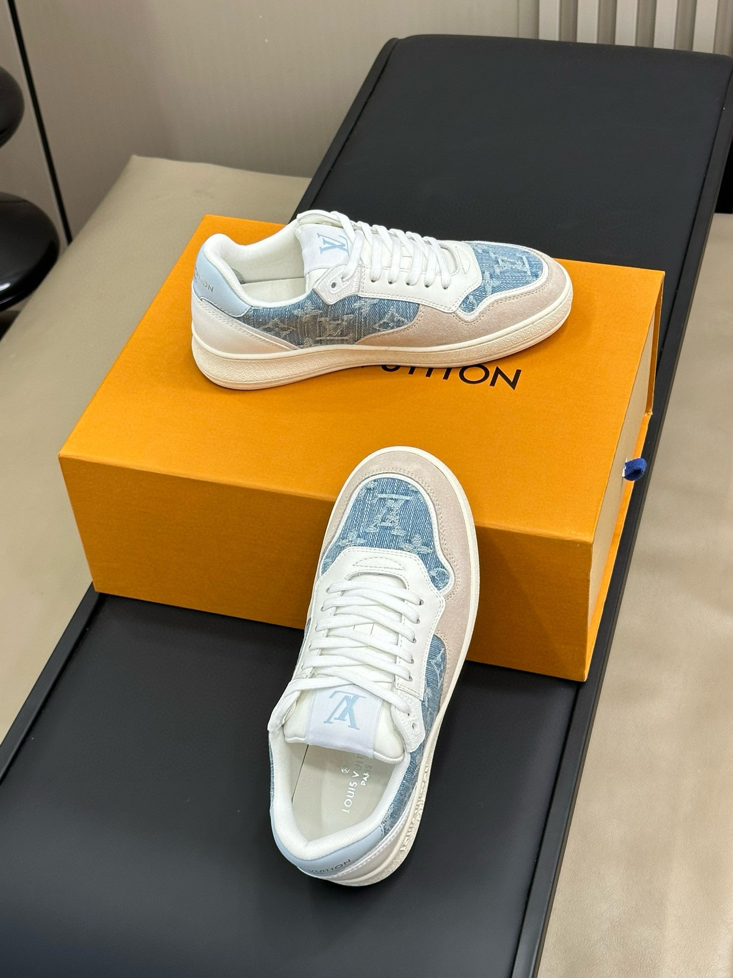LOU STADIUM SNEAKER