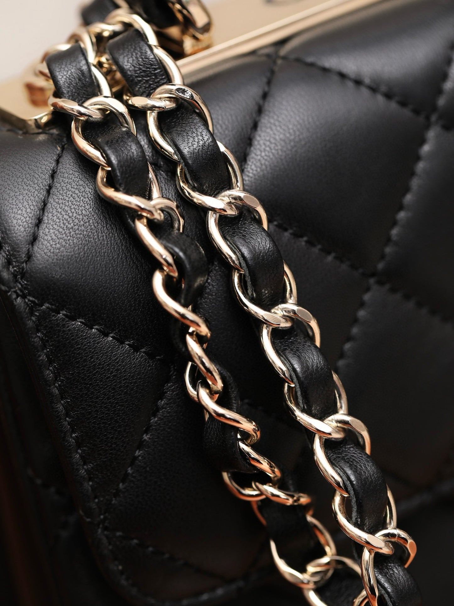 CC 24C MINI TRENDY BAG