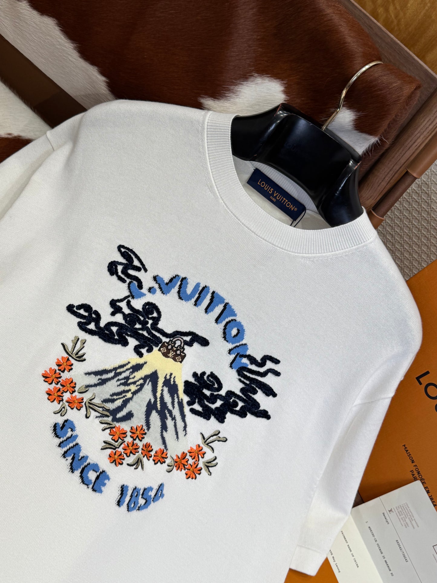 LOU T-SHIRT