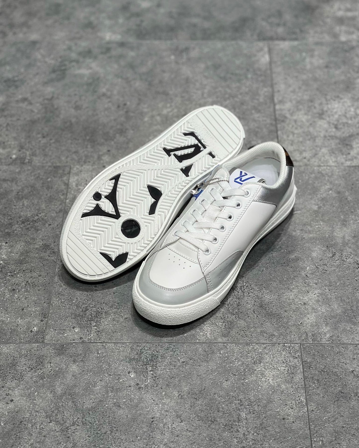 LOU TRAINERS