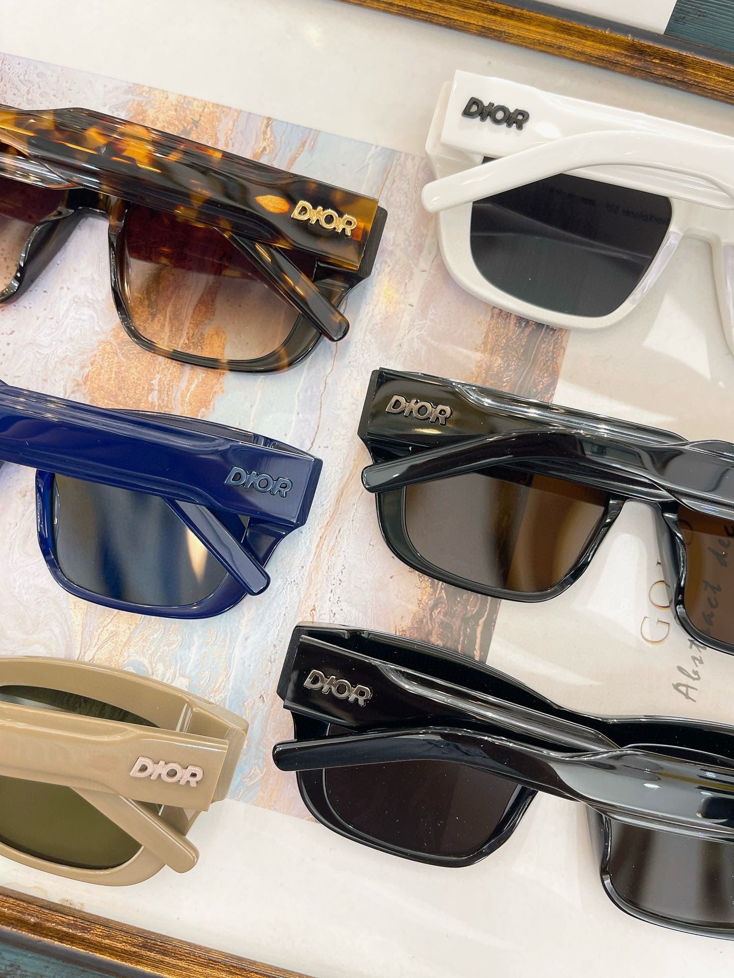 CD SUNGLASSES
