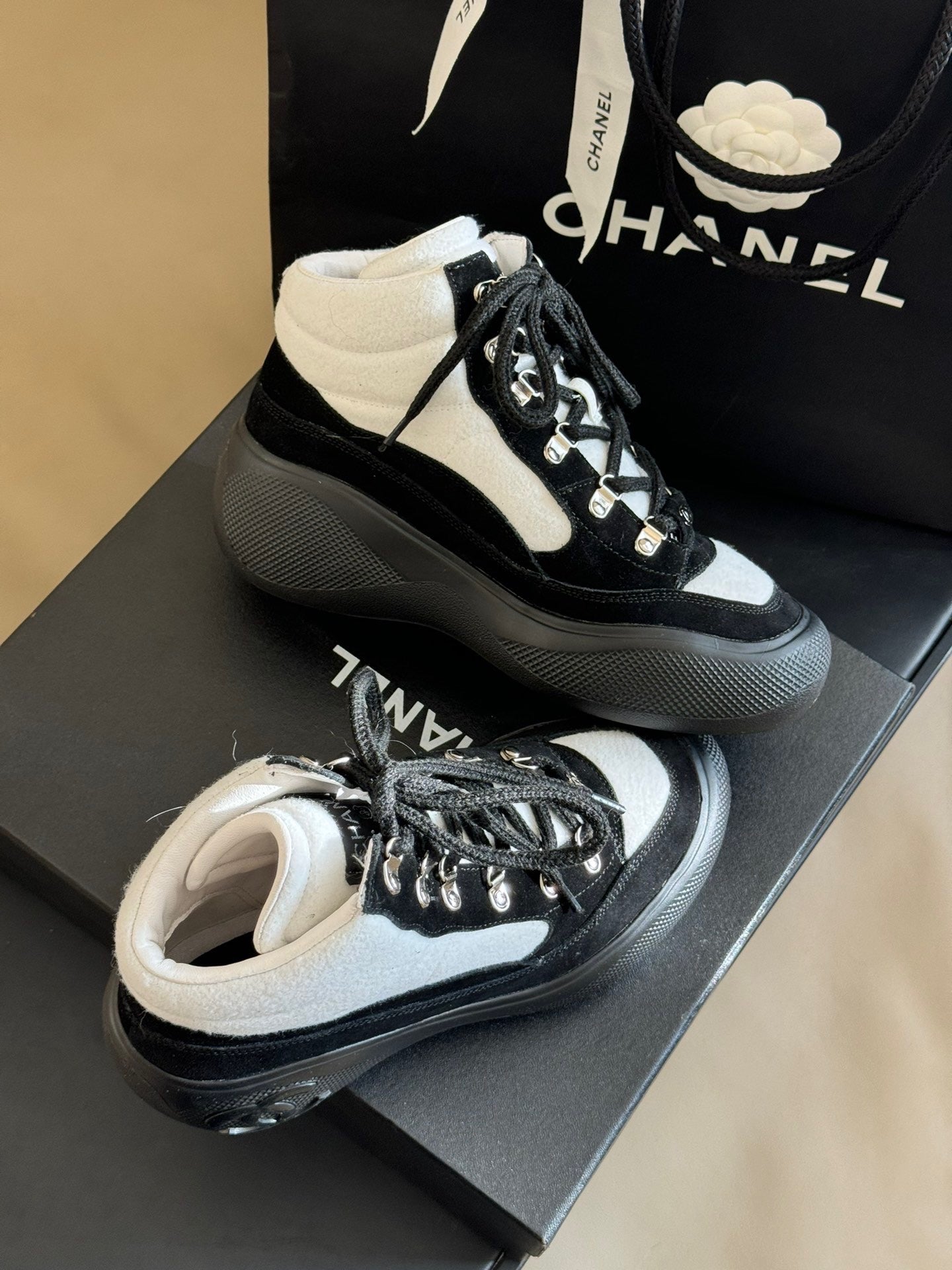 CC TRAINERS