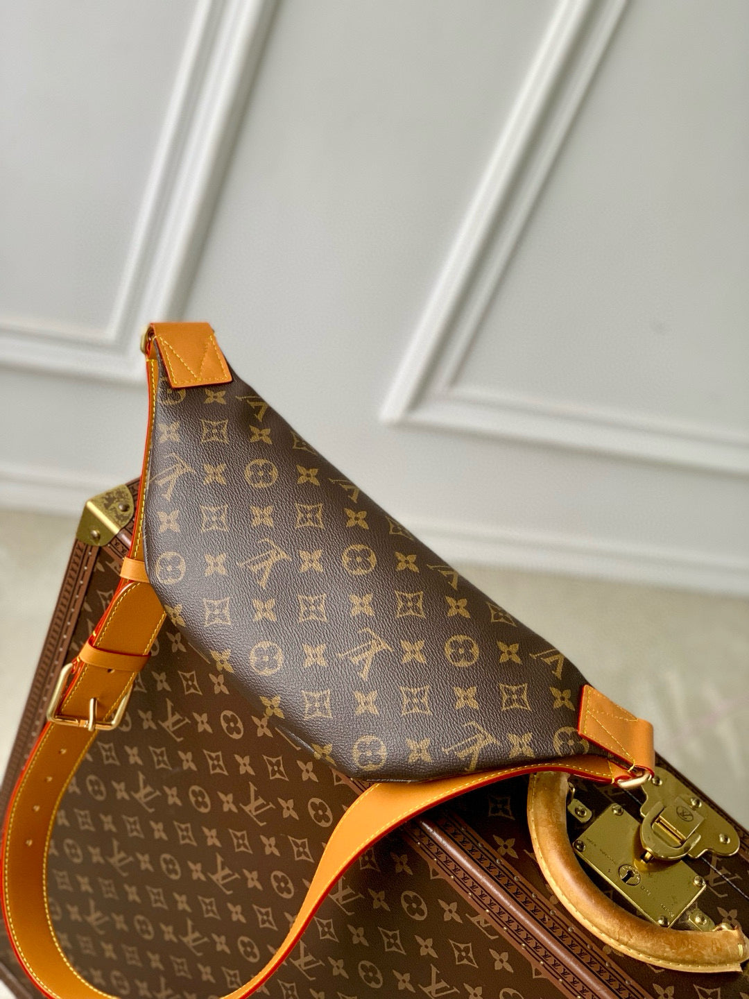 LOU RUSH BUMBAG