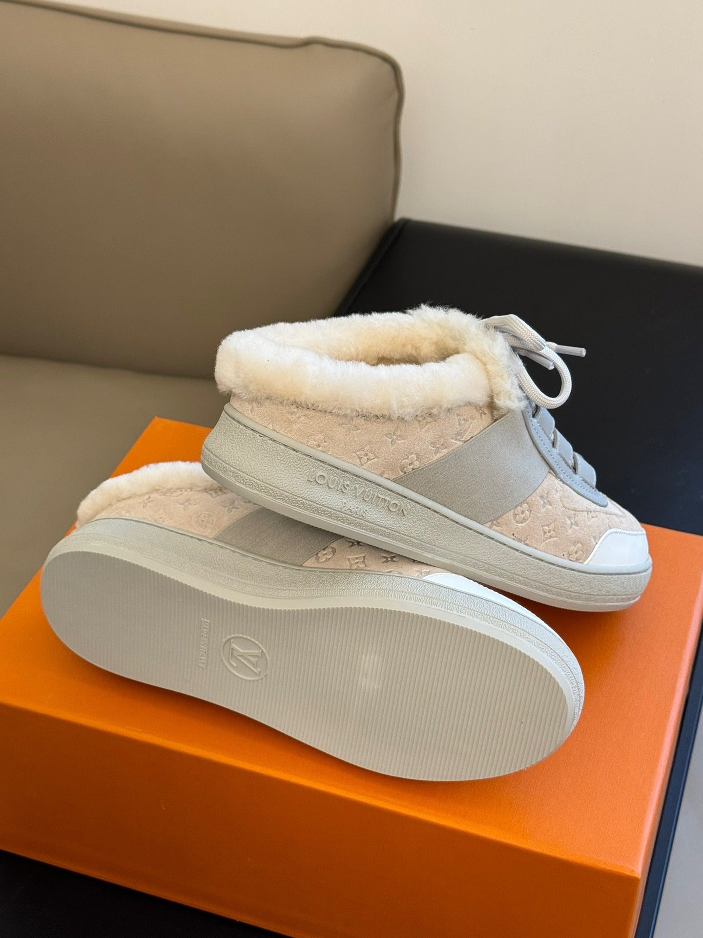 LOU OPEN BACK SNEAKERS