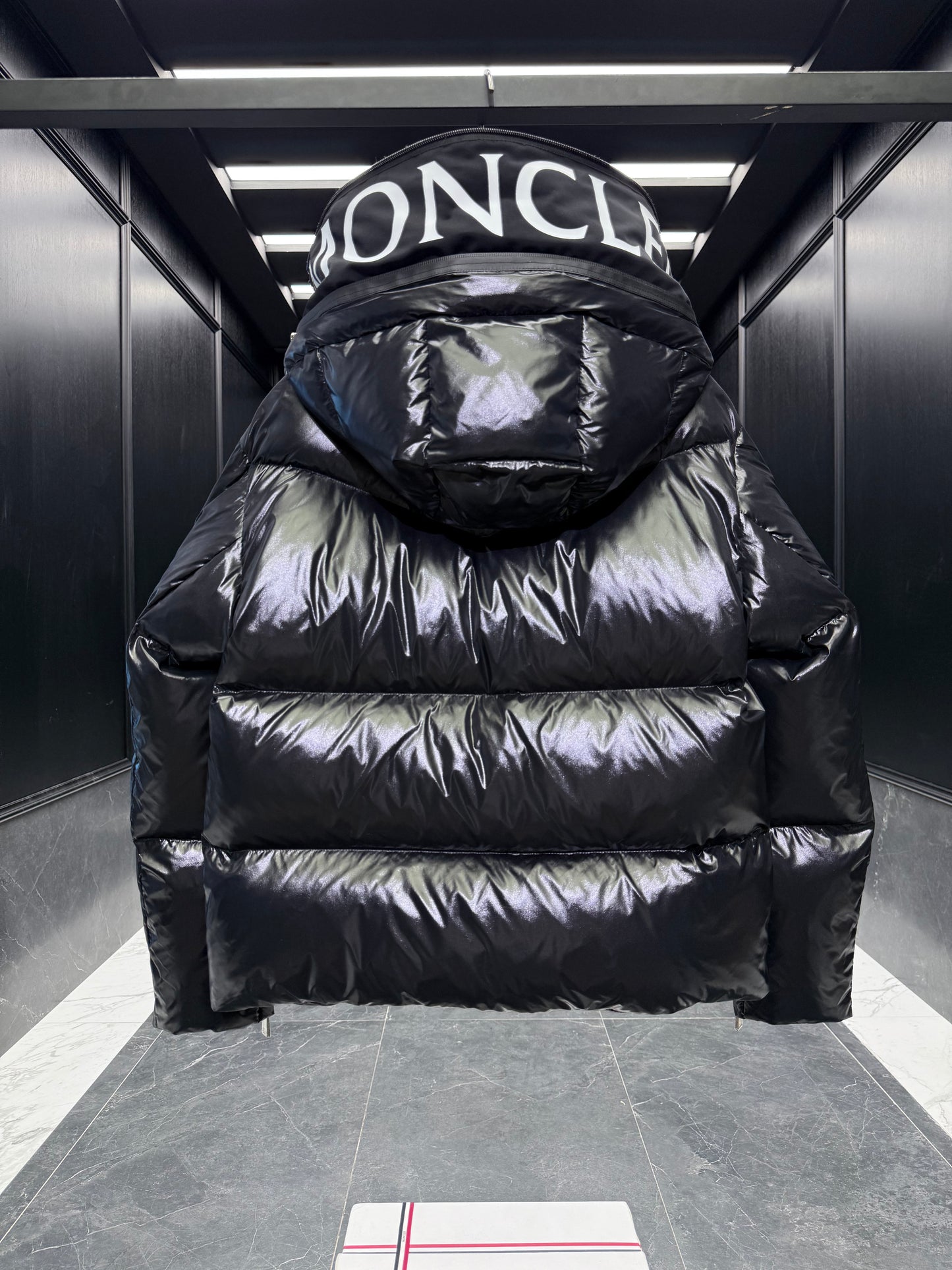 MONC HUPPE JACKET