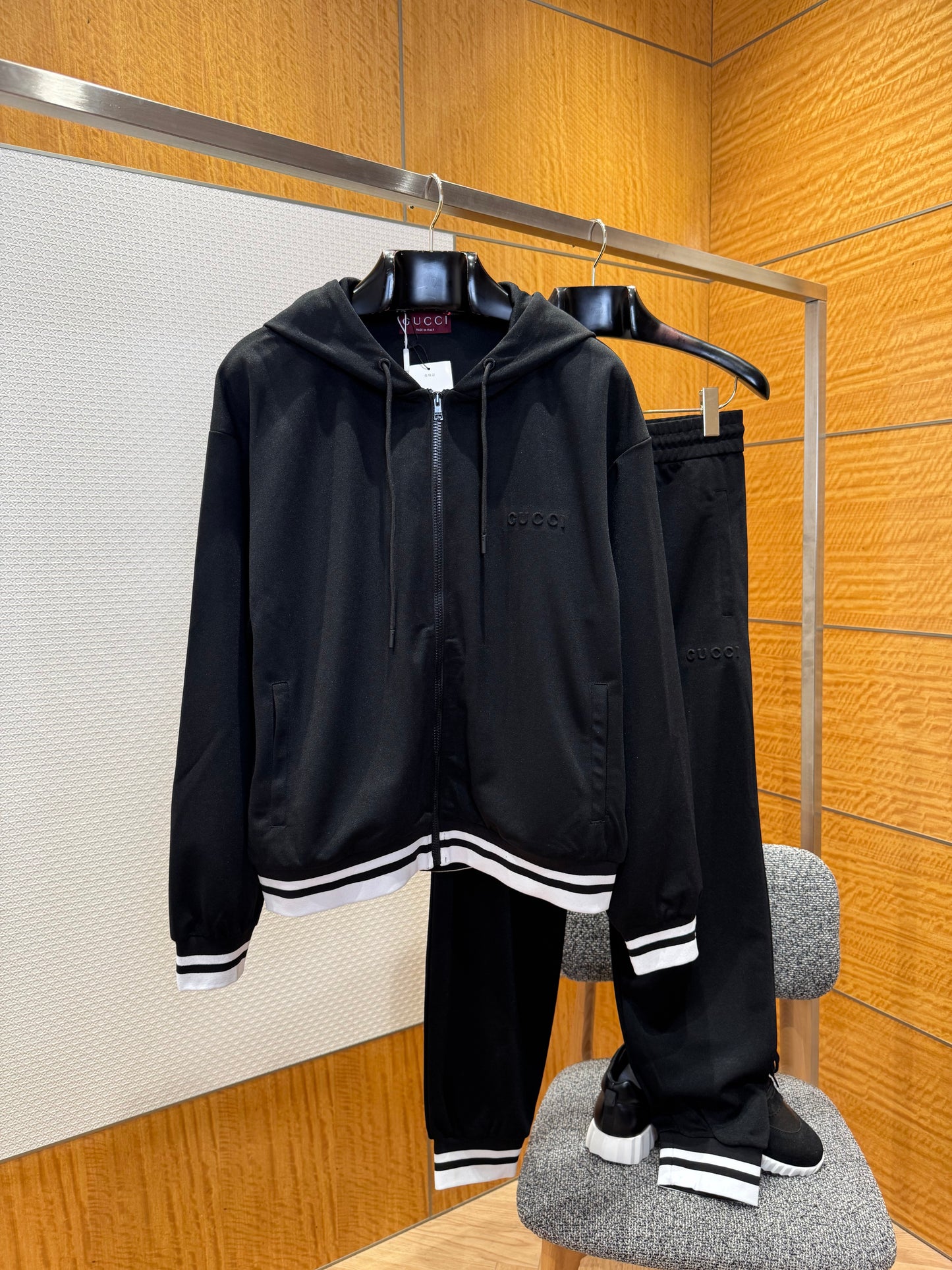GG ZIP HOODIE