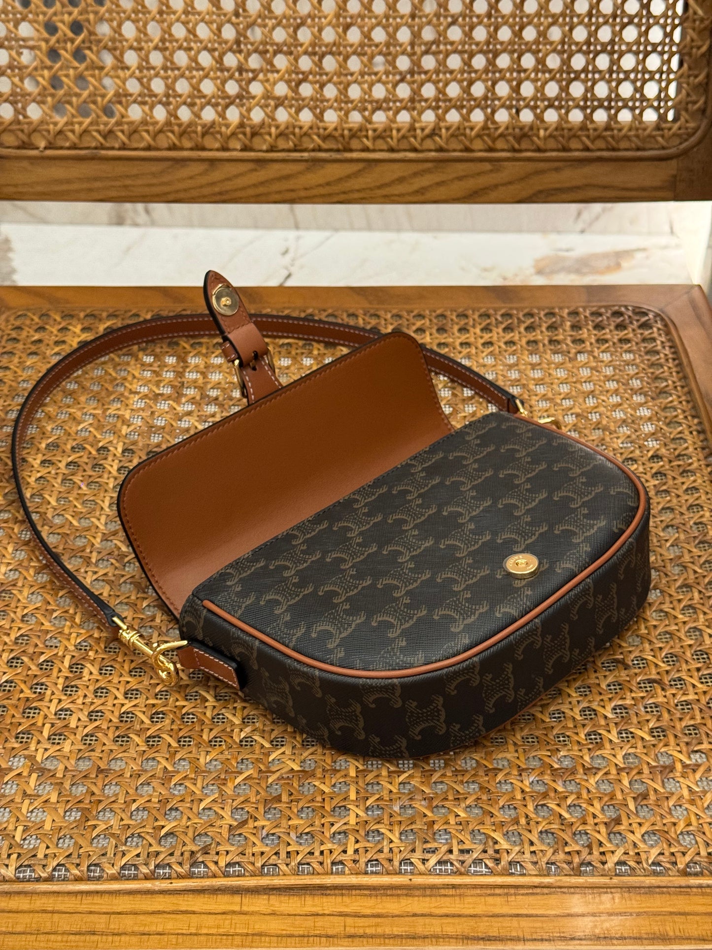 CEL FOLCO SHOULDER BAG
