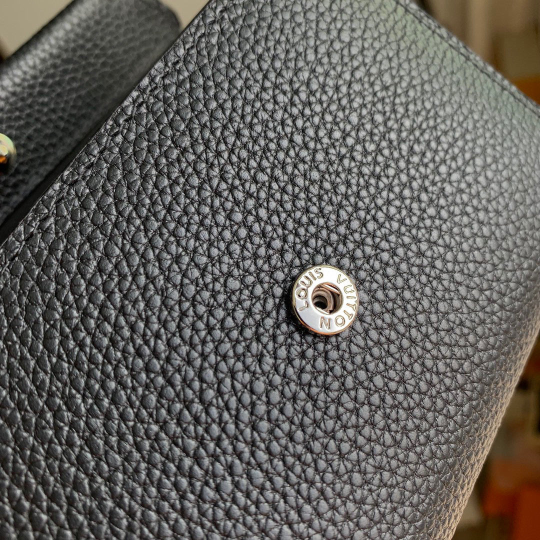 LOU PILOT WALLET