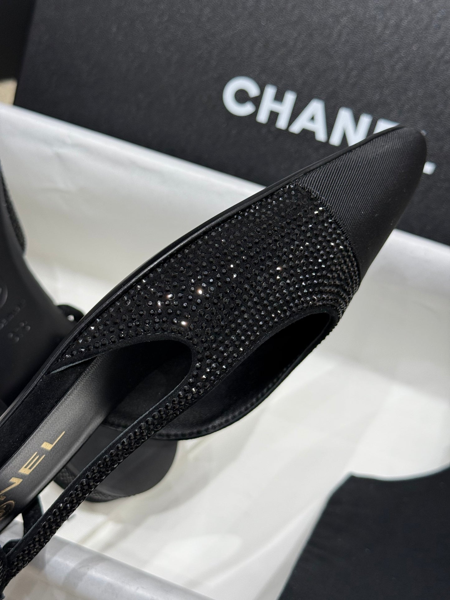CC SLINGBACK PUMPS