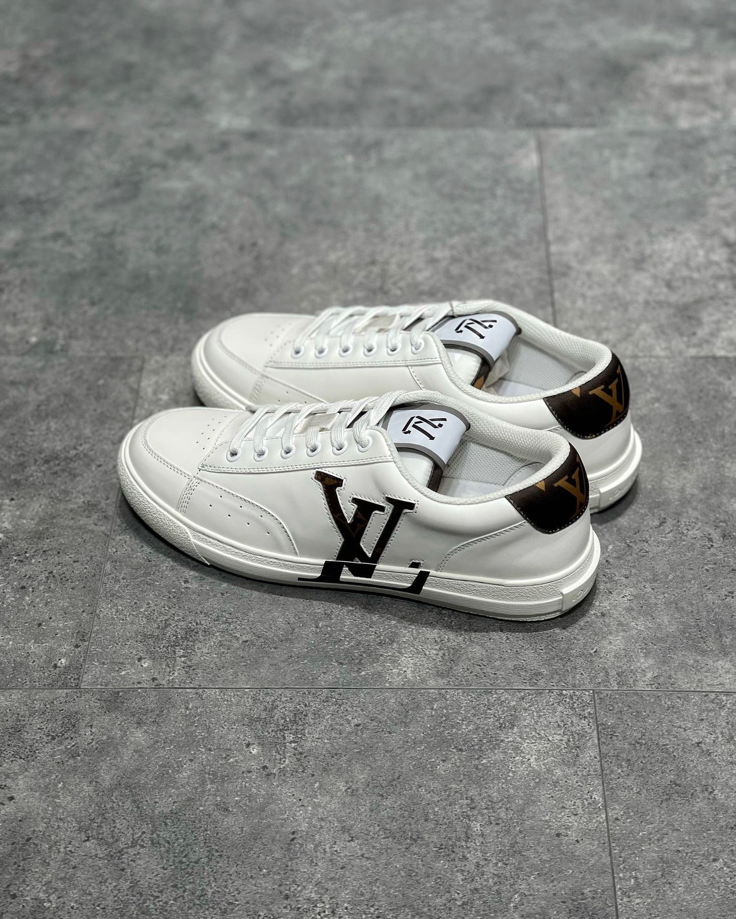 LOU TRAINERS