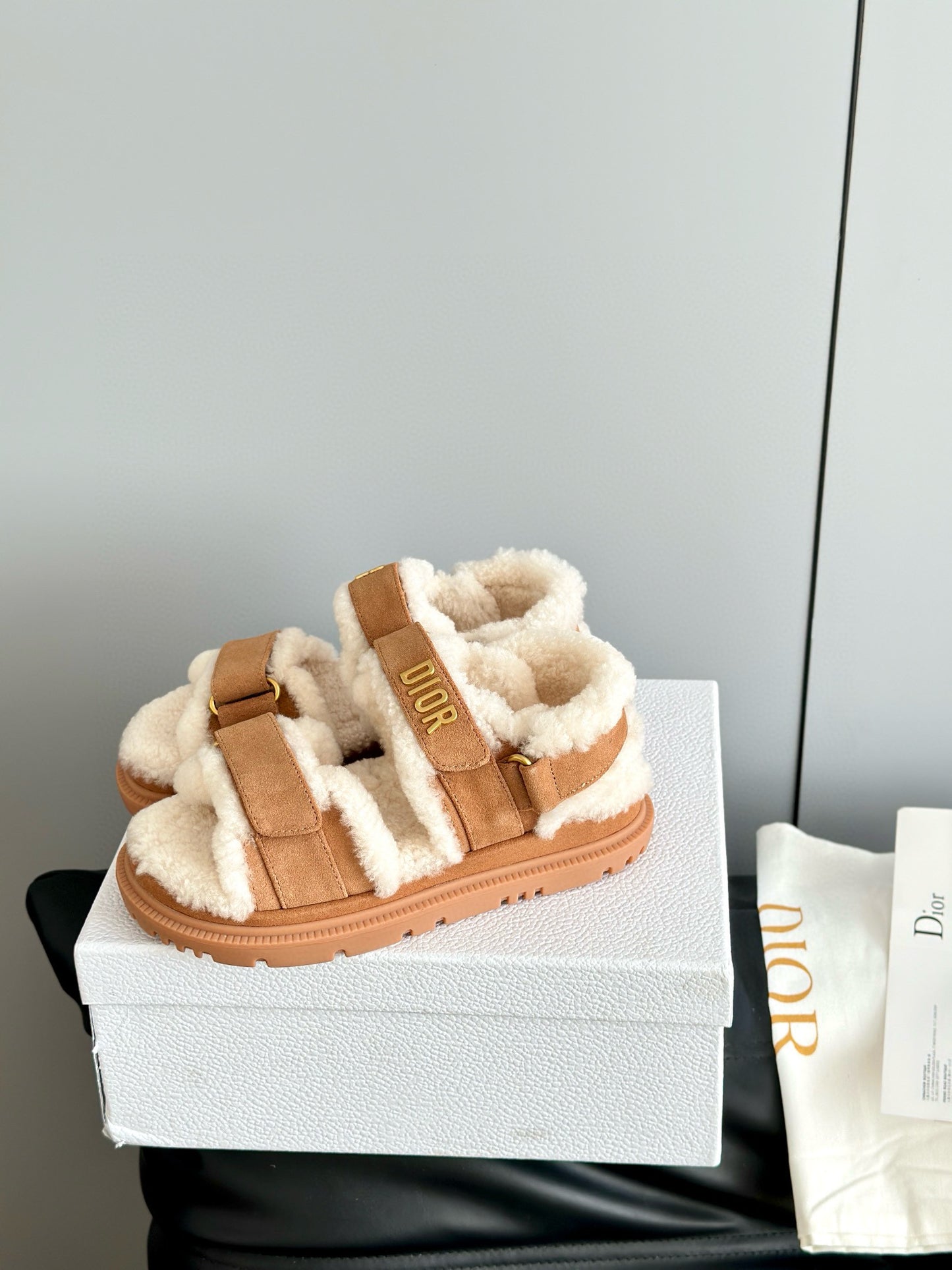 CD SANDALS