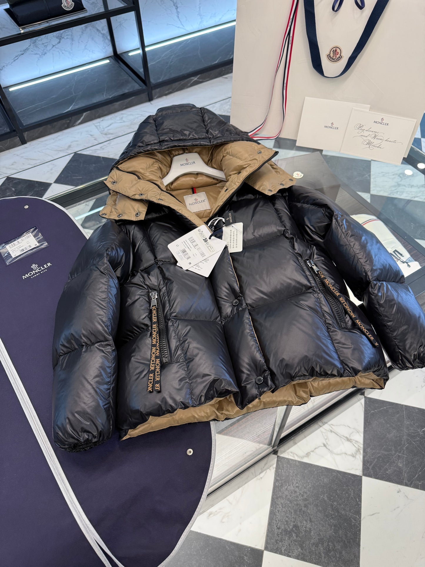 MONC PARANA JACKET