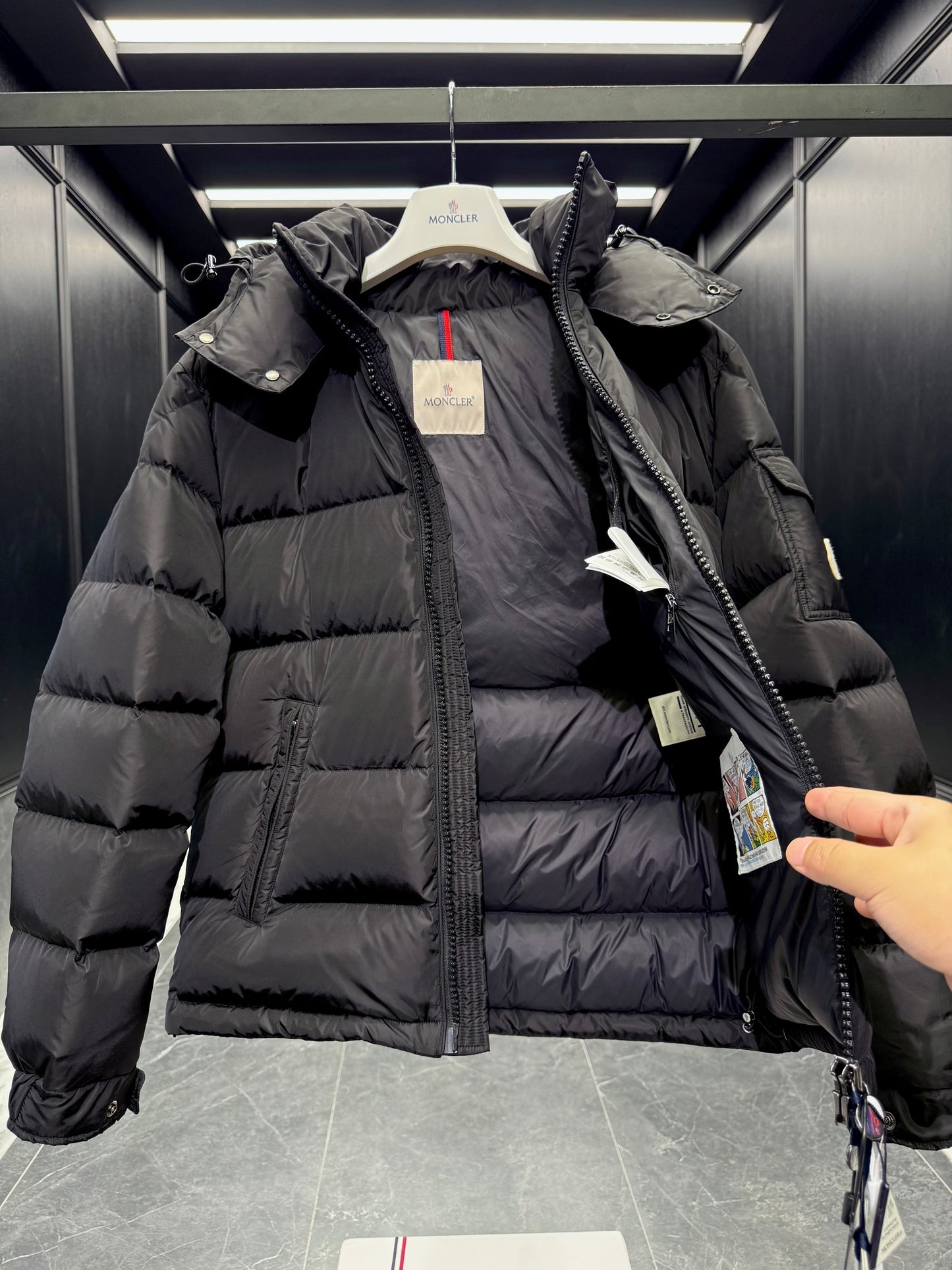 MONC MAYA JACKET