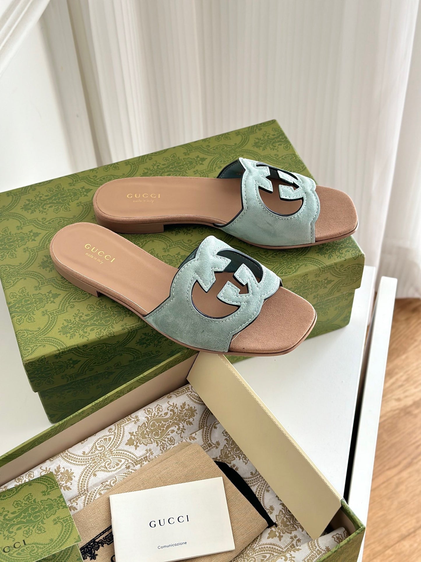 GG CUT OUT SANDALS
