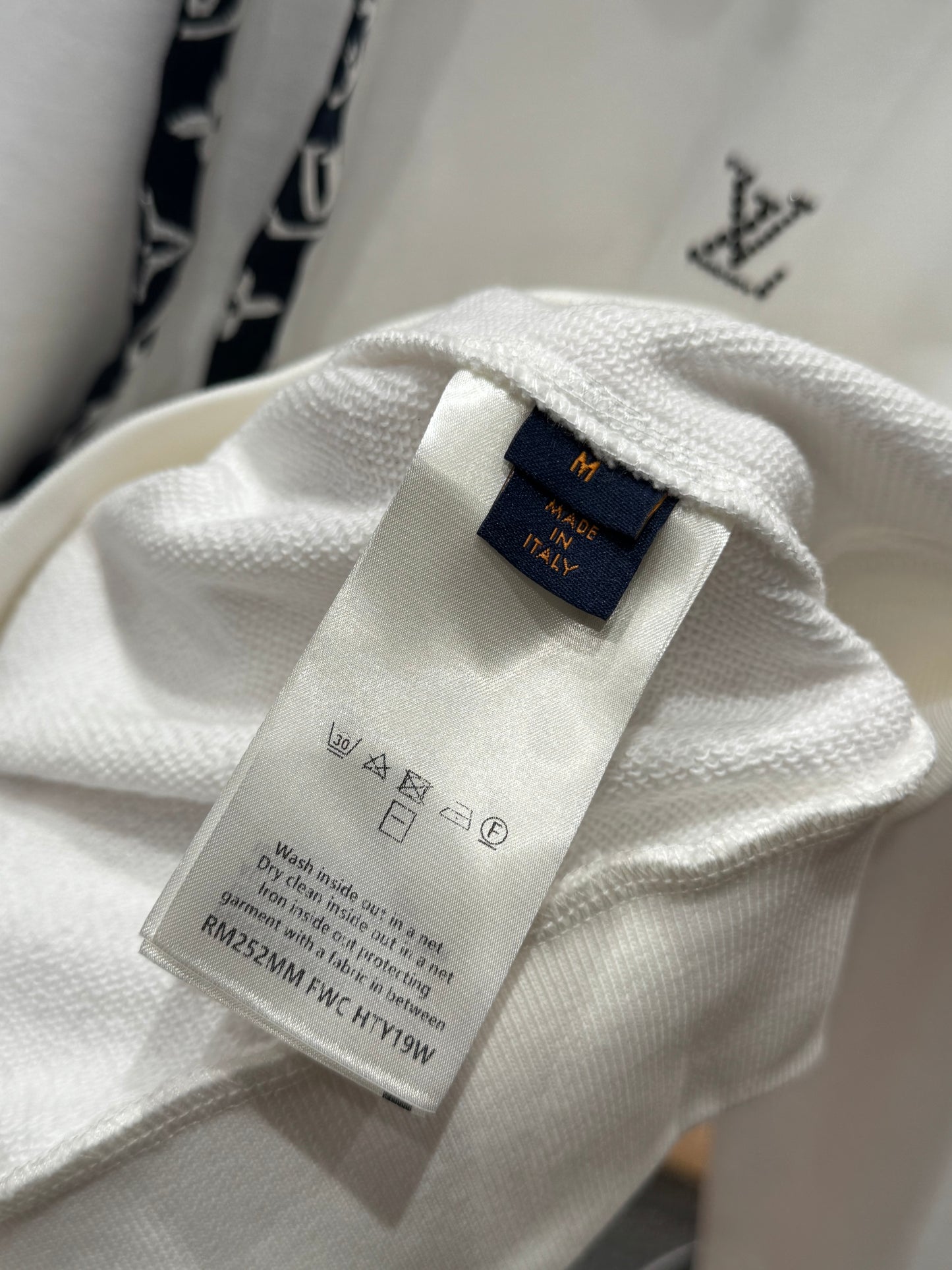 LOU HOODIE