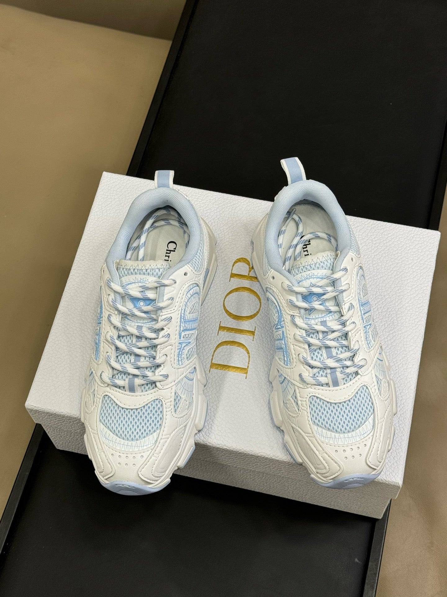 CD CHRONO SNEAKER