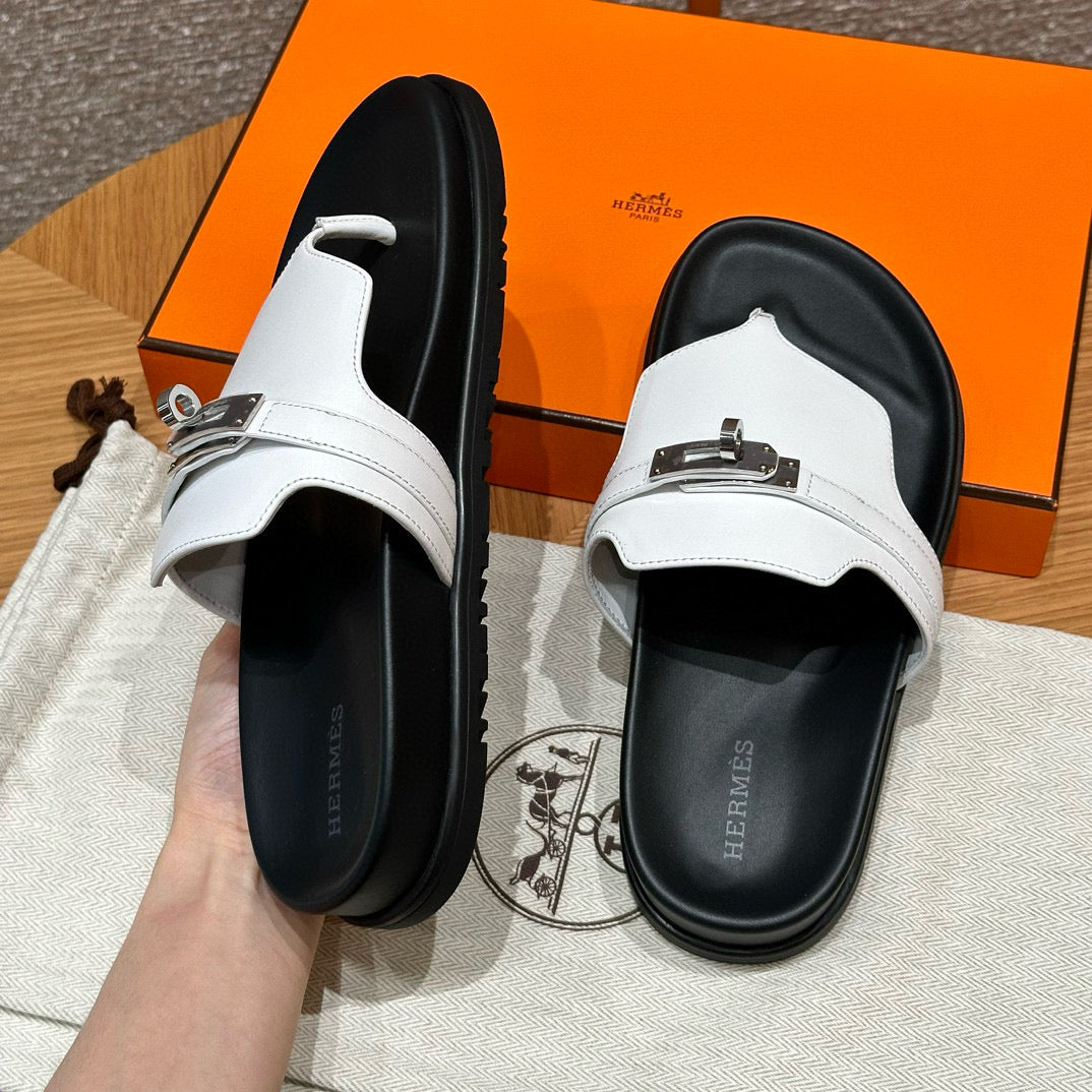 HERM EMPIRE SANDALS