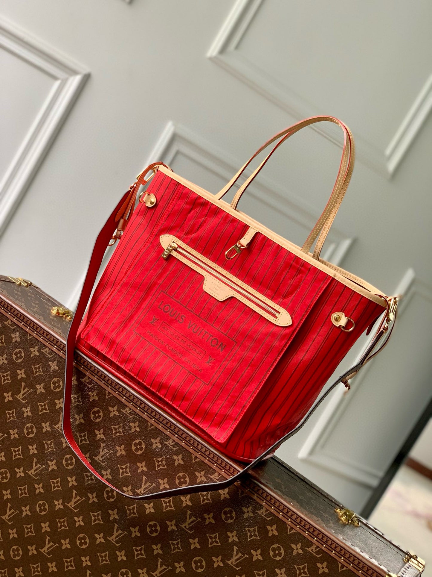LOU NEVERFULL INSIDE OUT MM TOTE BAG