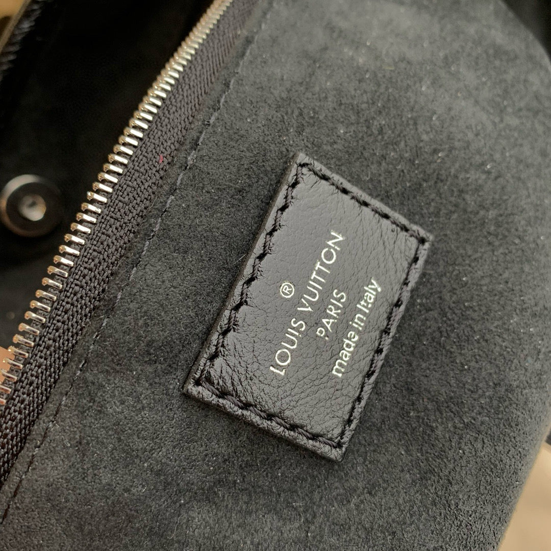 LOU CARRYALL CARGO VIBE PM BAG