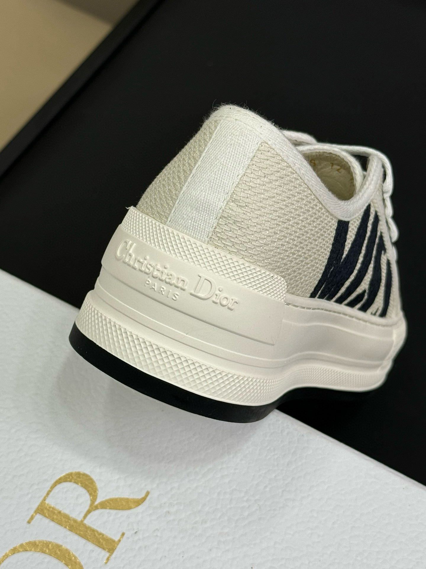 CD PLATFORM SNEAKER