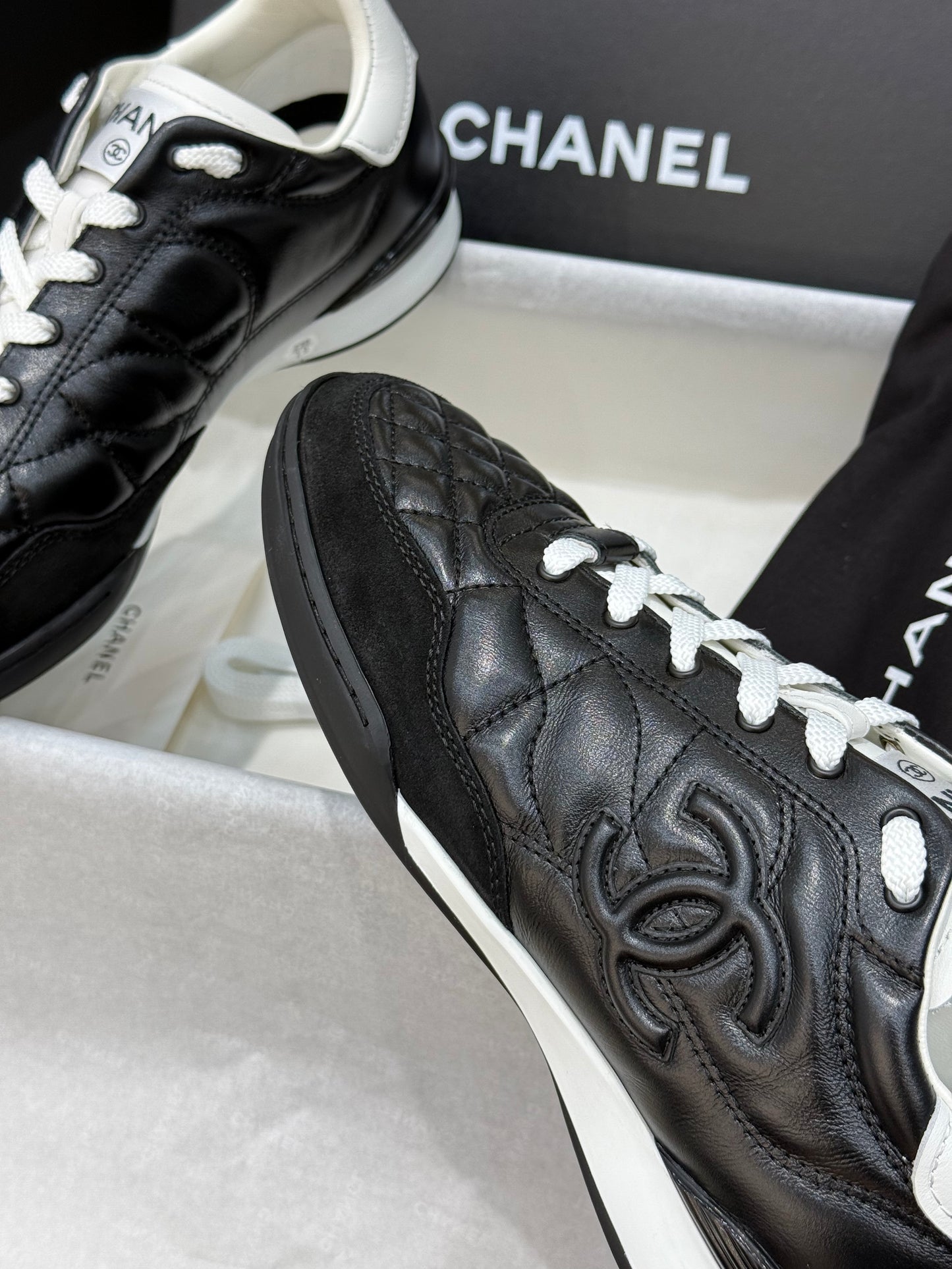 CC SNEAKER