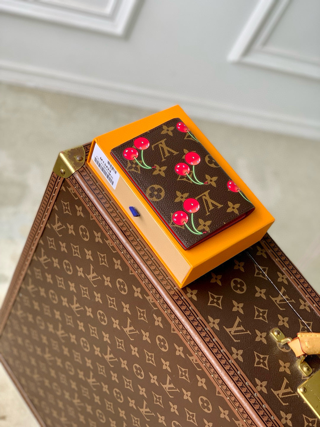 LOU x MURAKAMI PASSPORT COVER