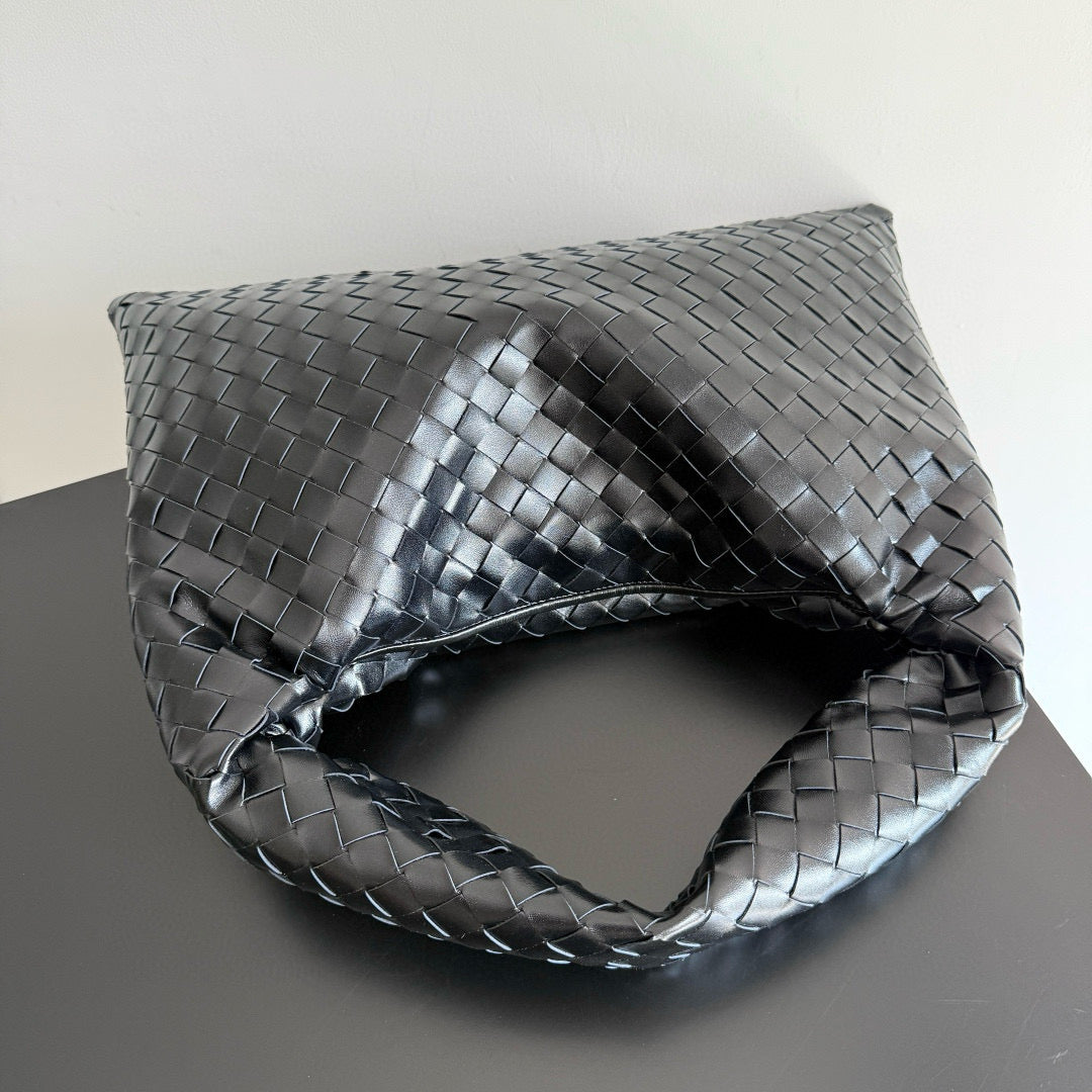 BOTT V SMALL HOP BAG