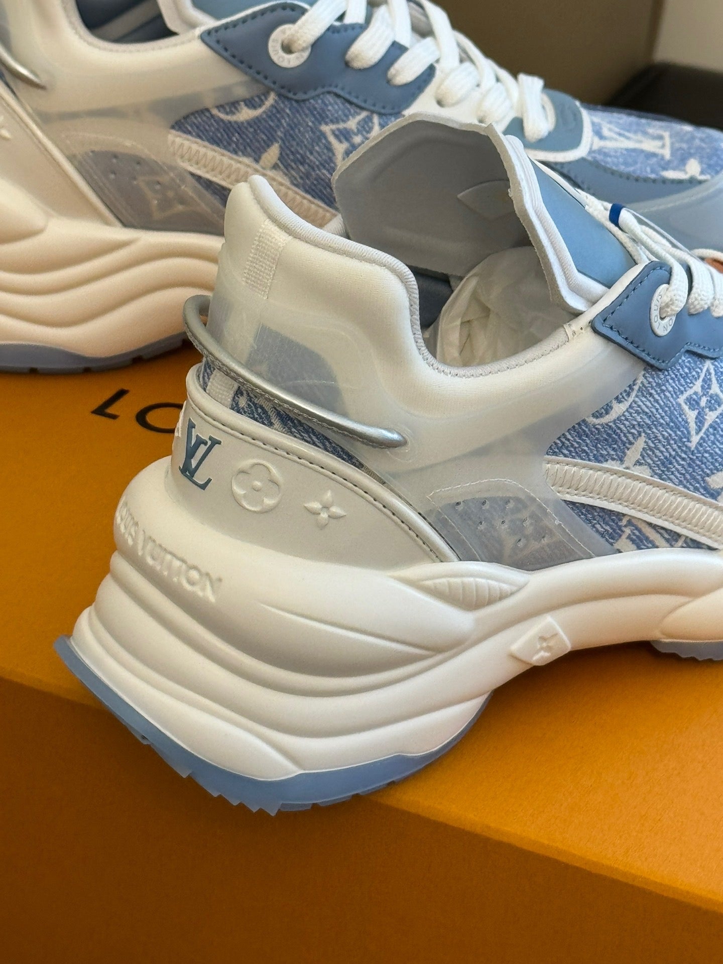 LOU RUN 55 TRAINERS