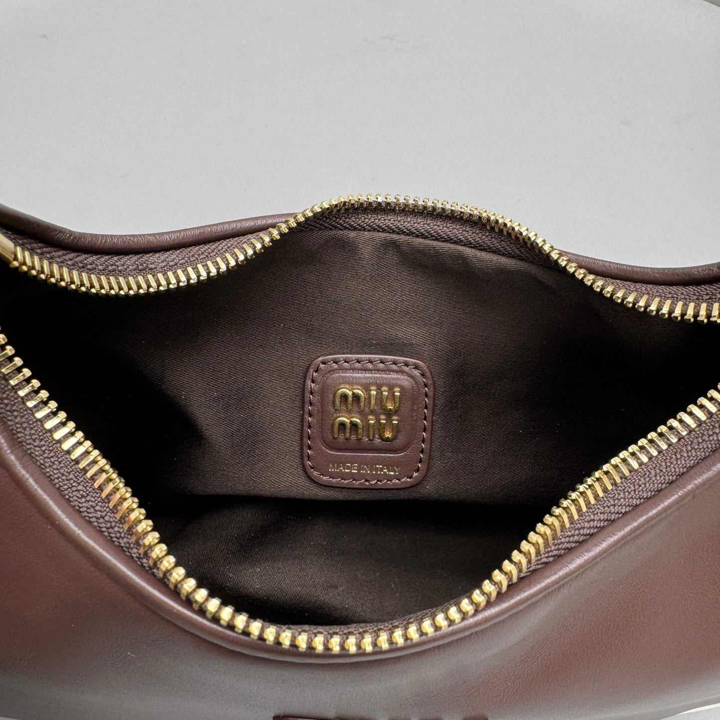 MIU M WANDER BAG