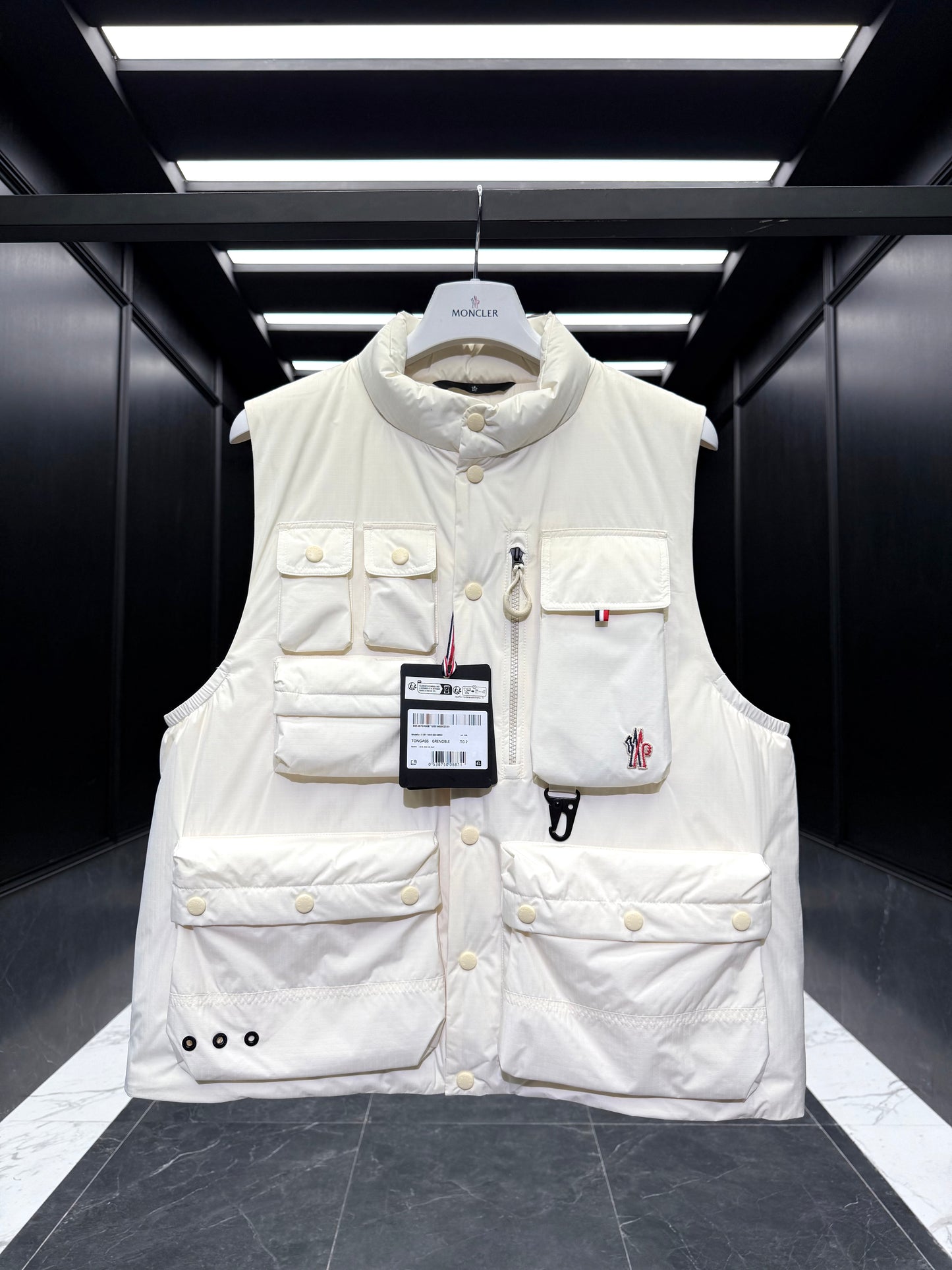 MONC TONGASS VEST