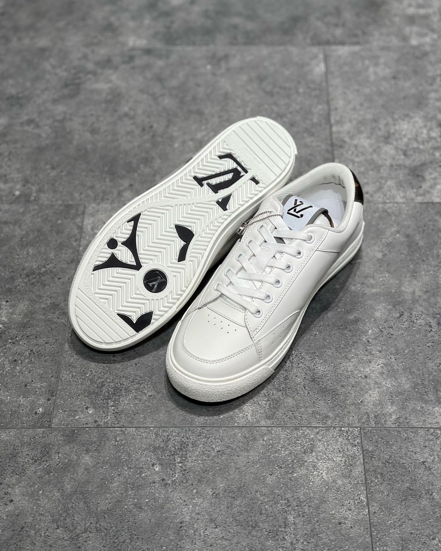 LOU TRAINERS