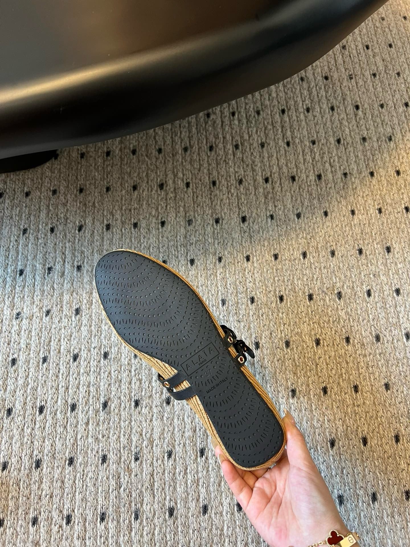 ALAIA BALLET FLATS