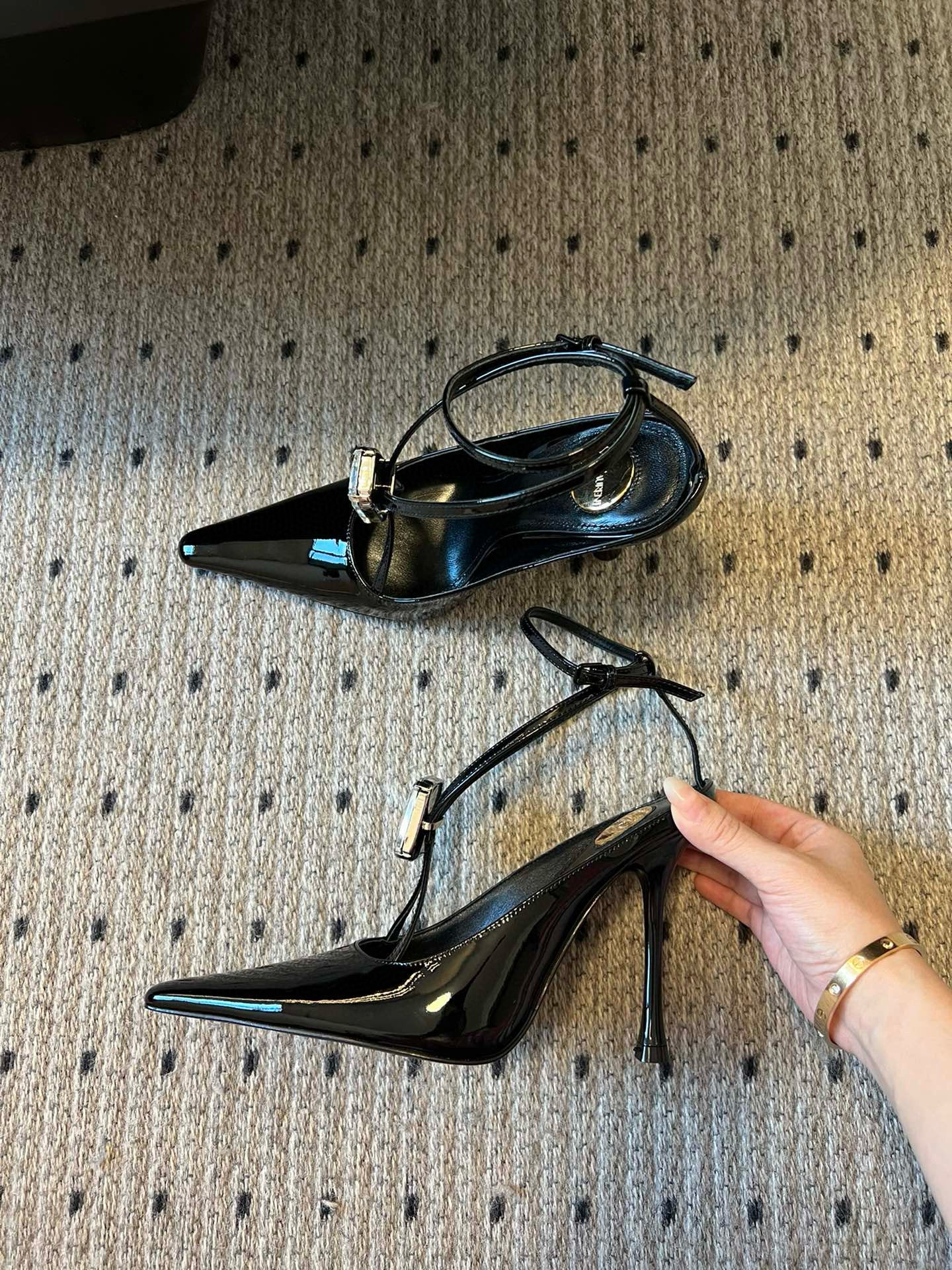 SL HEELS