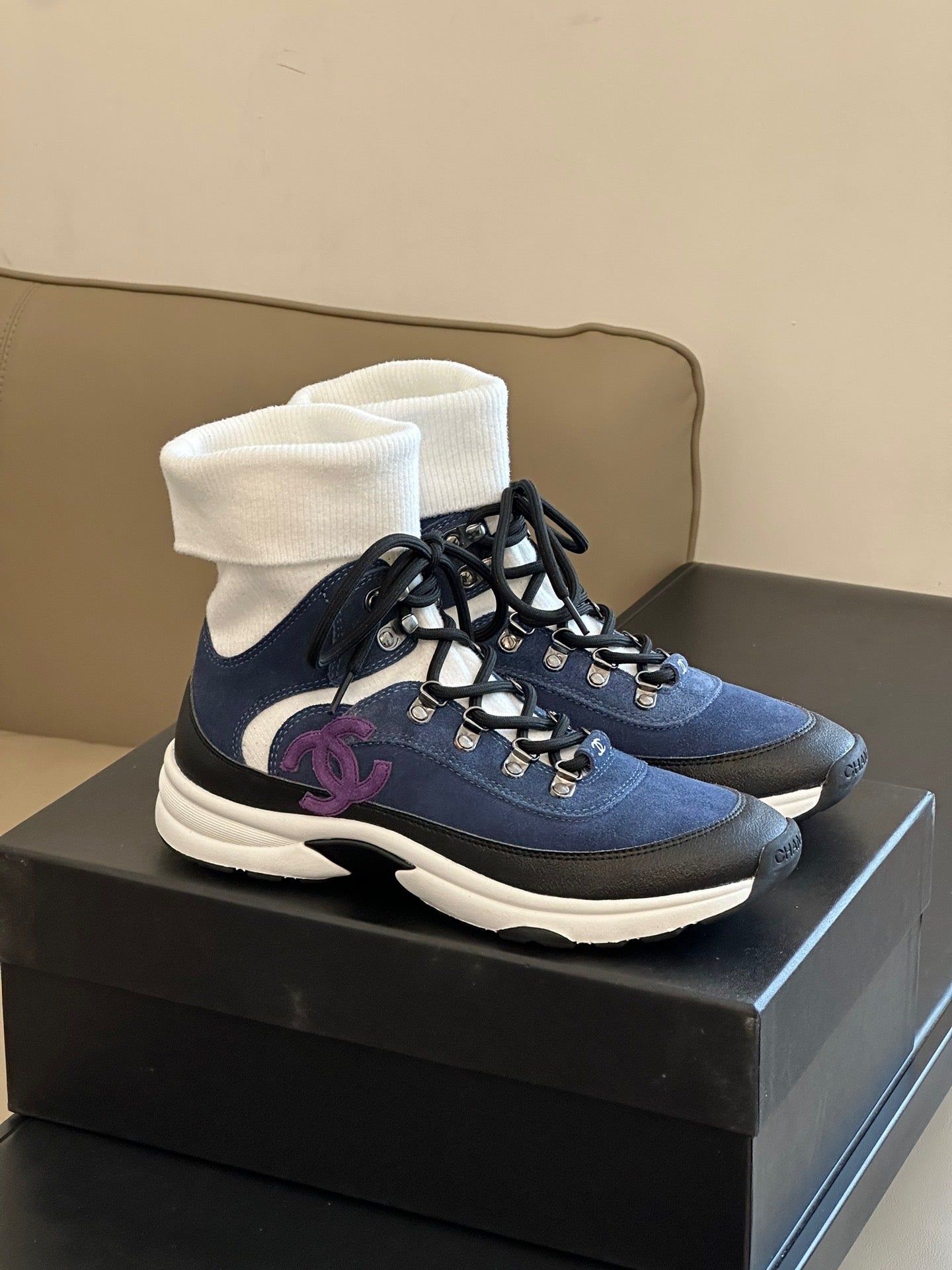 CC TRAINERS