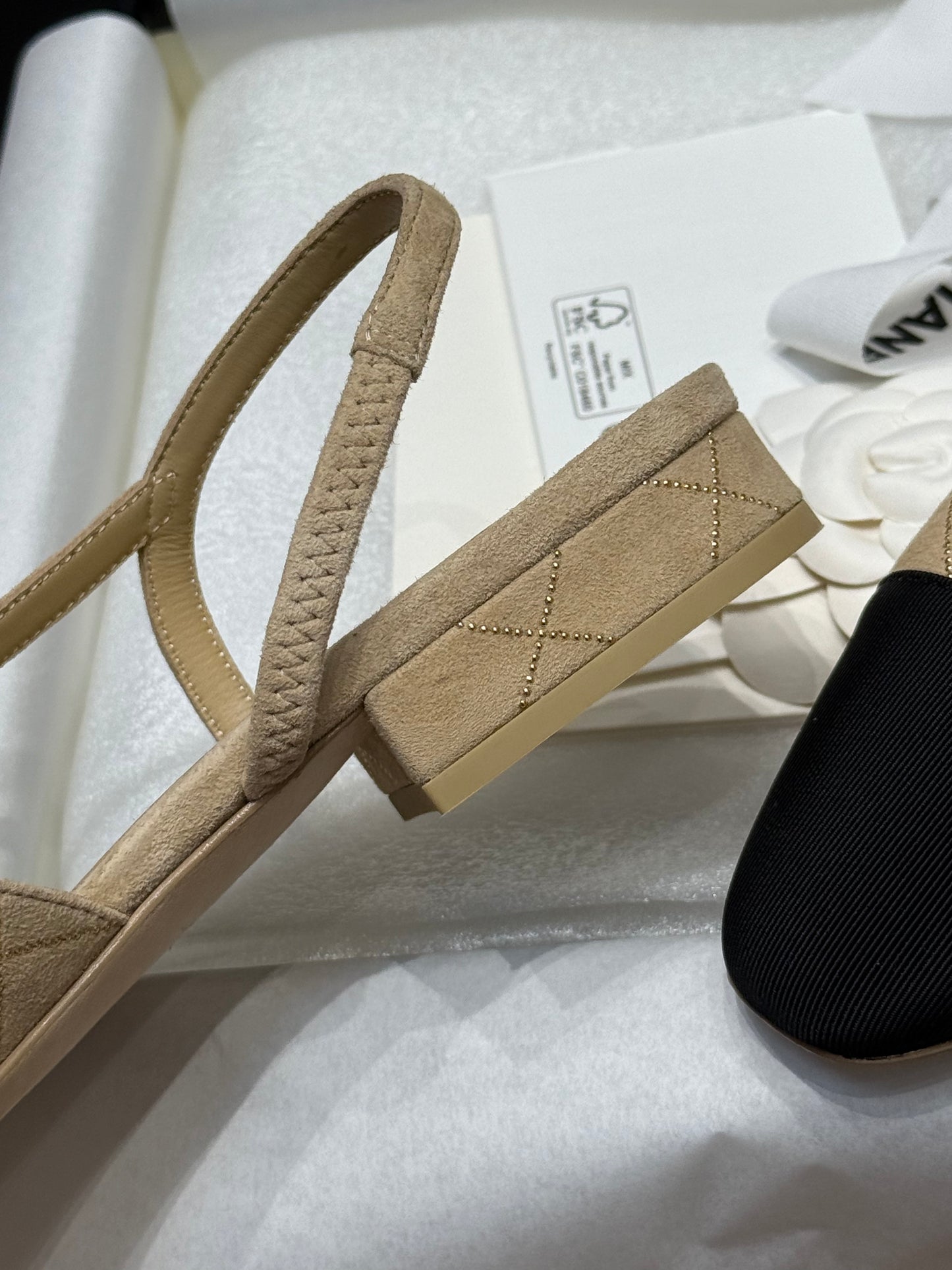 CC SLINGBACK PUMPS