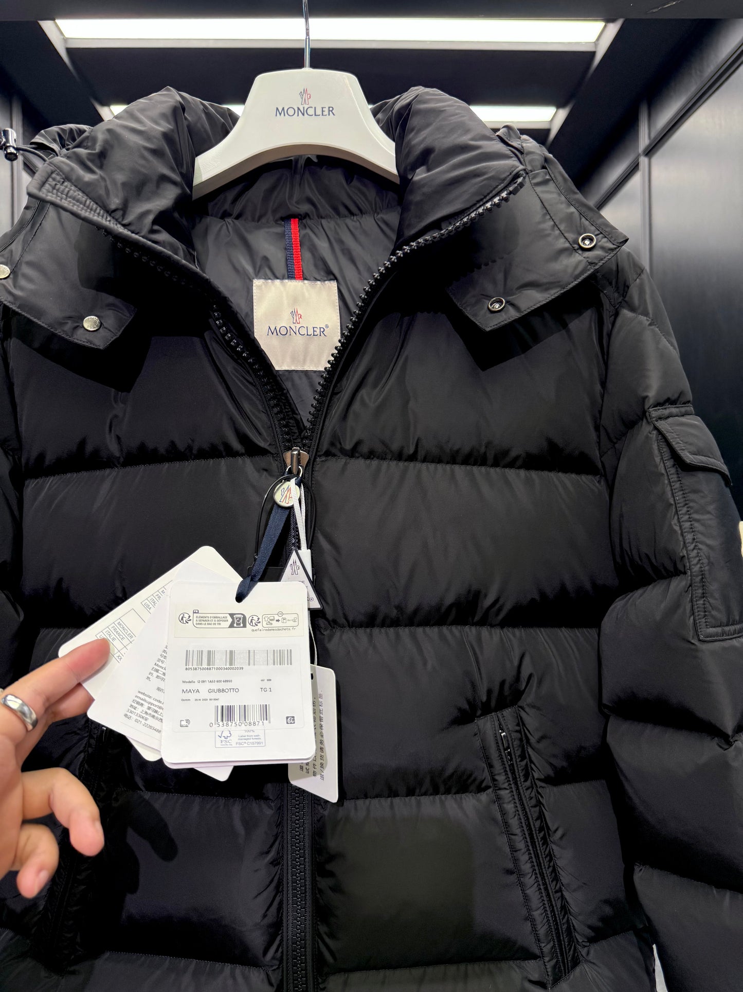 MONC MAYA JACKET