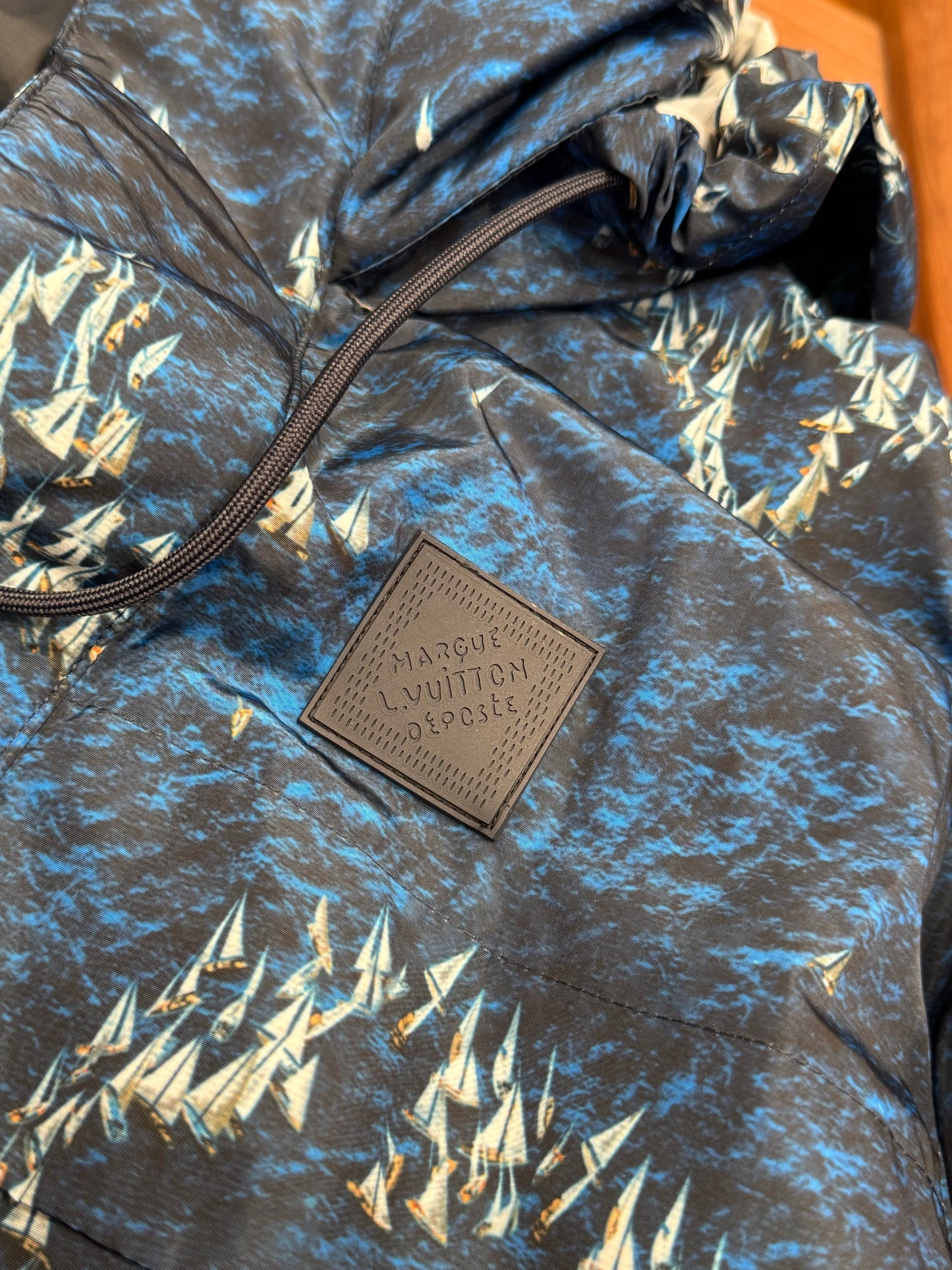 LOU JACKET