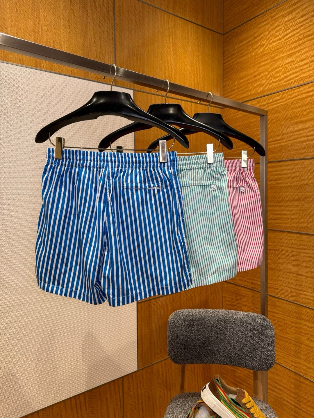 LOU SHORTS