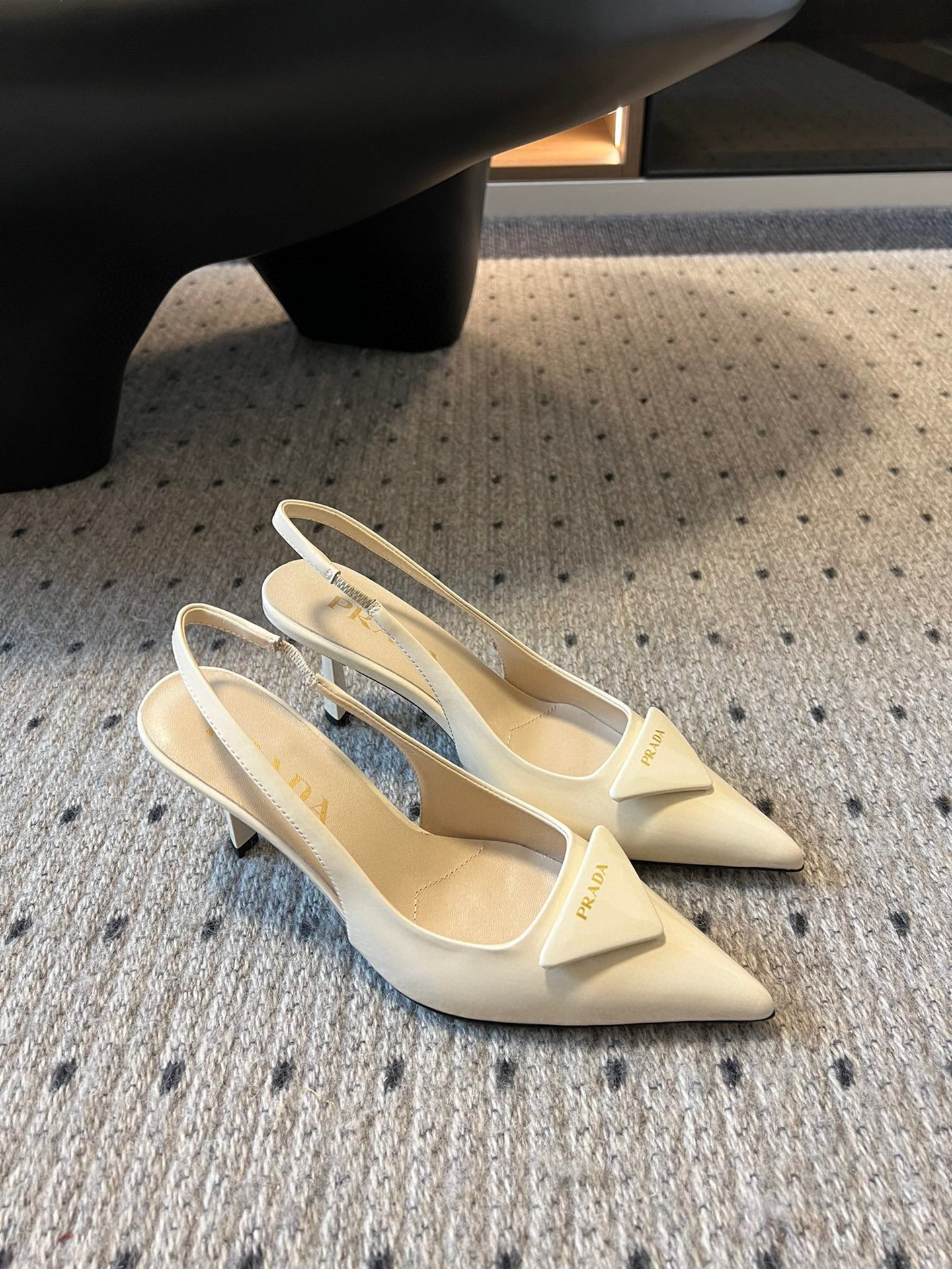 PD HEELS