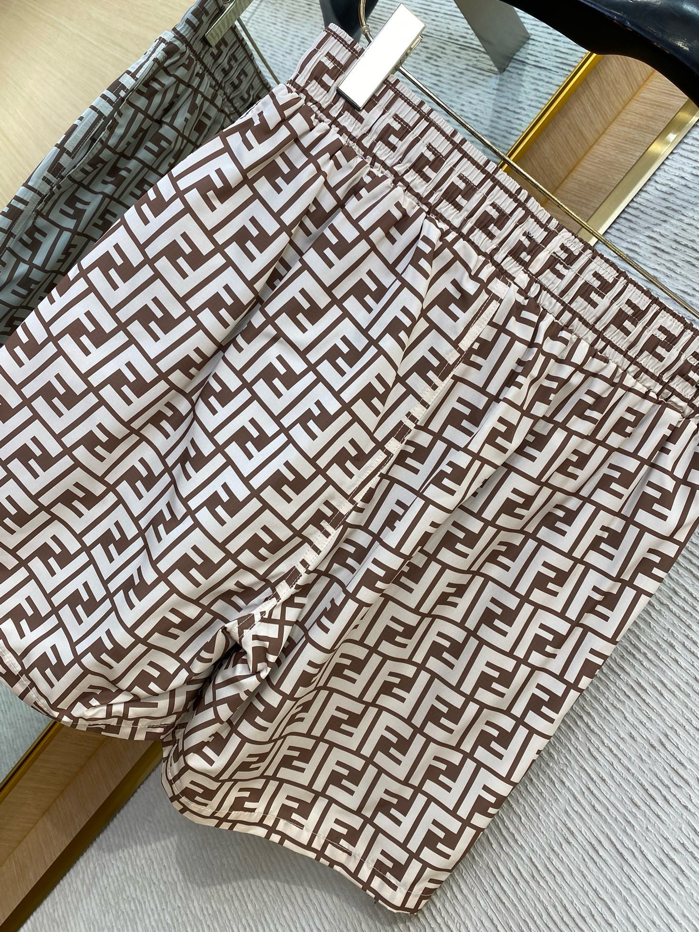 FEN SHORTS