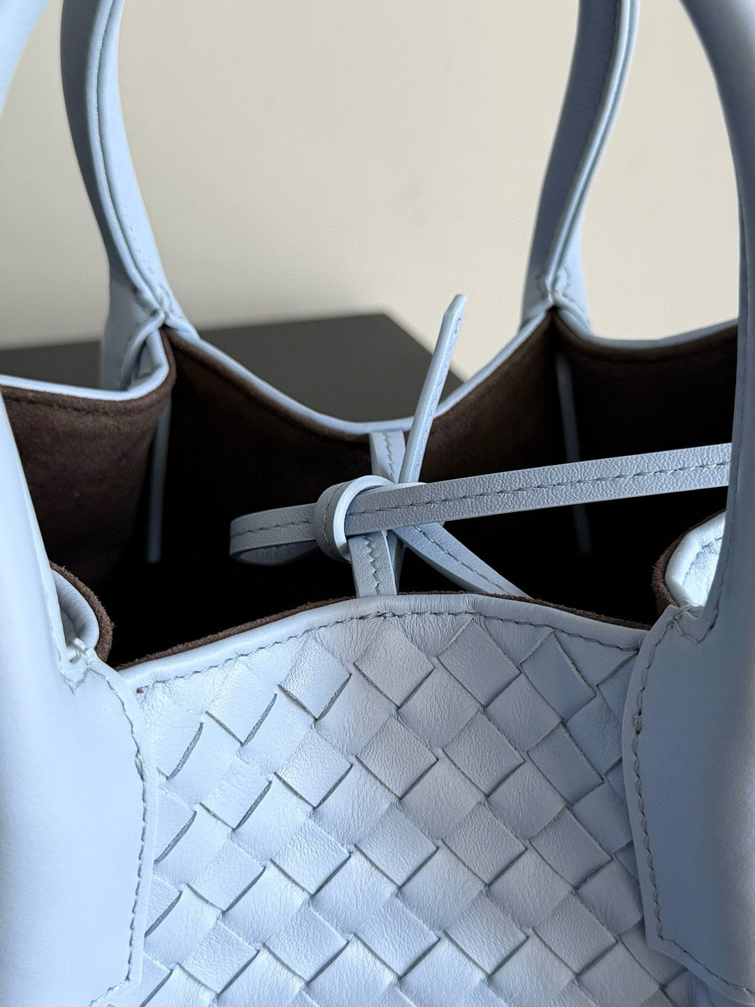 BOTT V SMALL PINACOTECA BAG