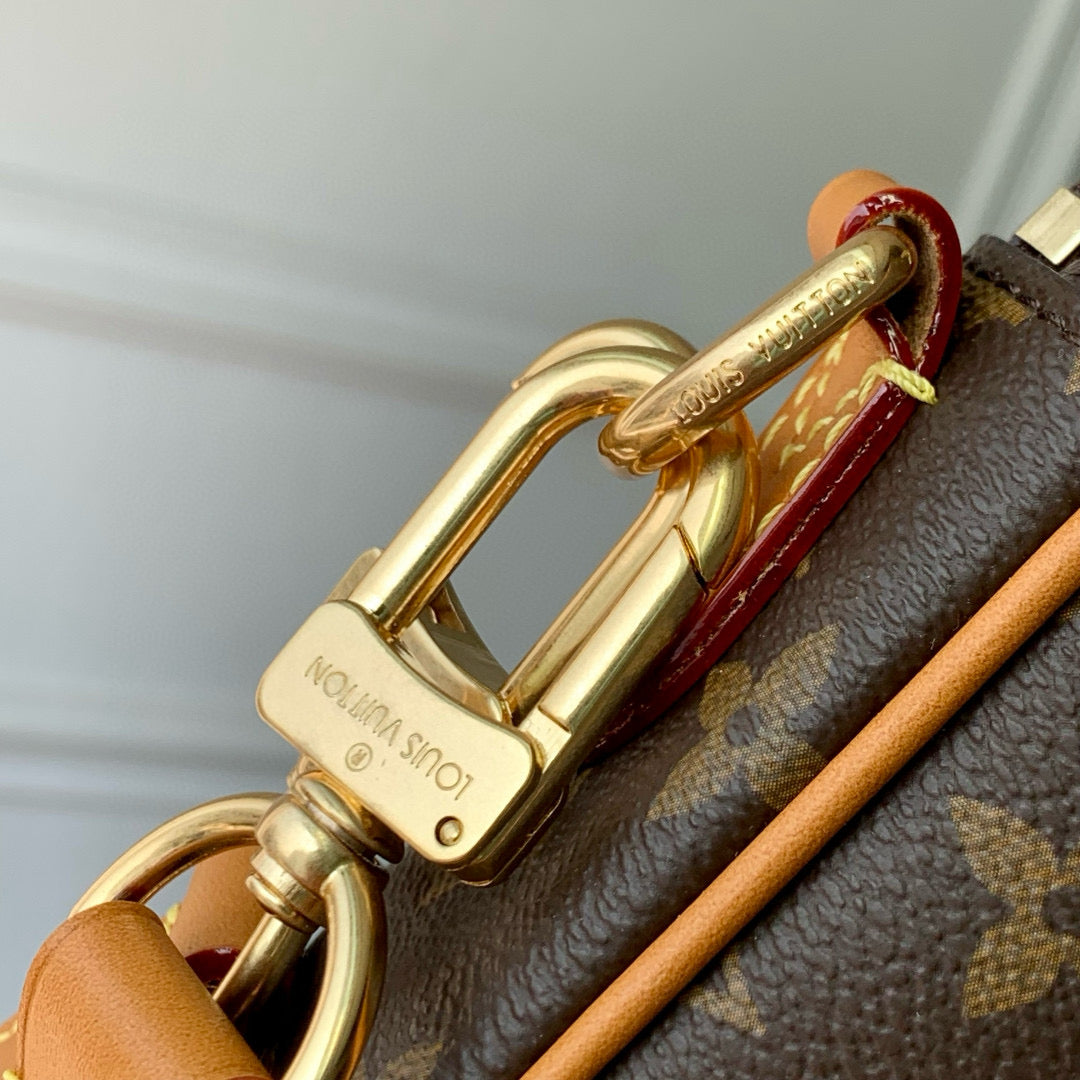 LOU DANUBE BAG