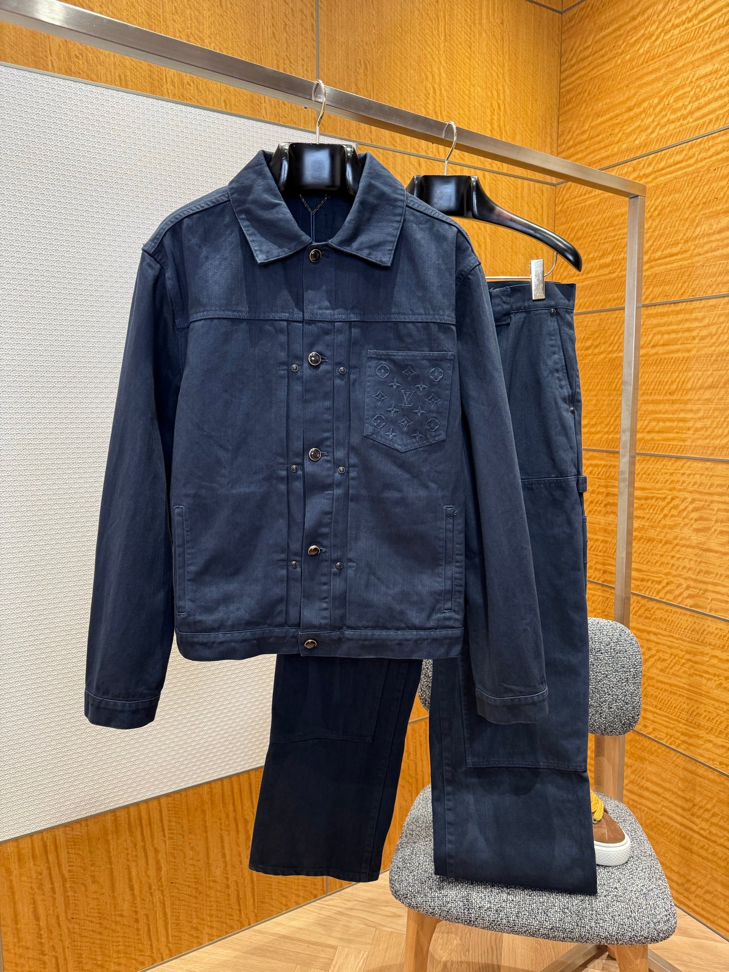 LOU DENIM JACKET