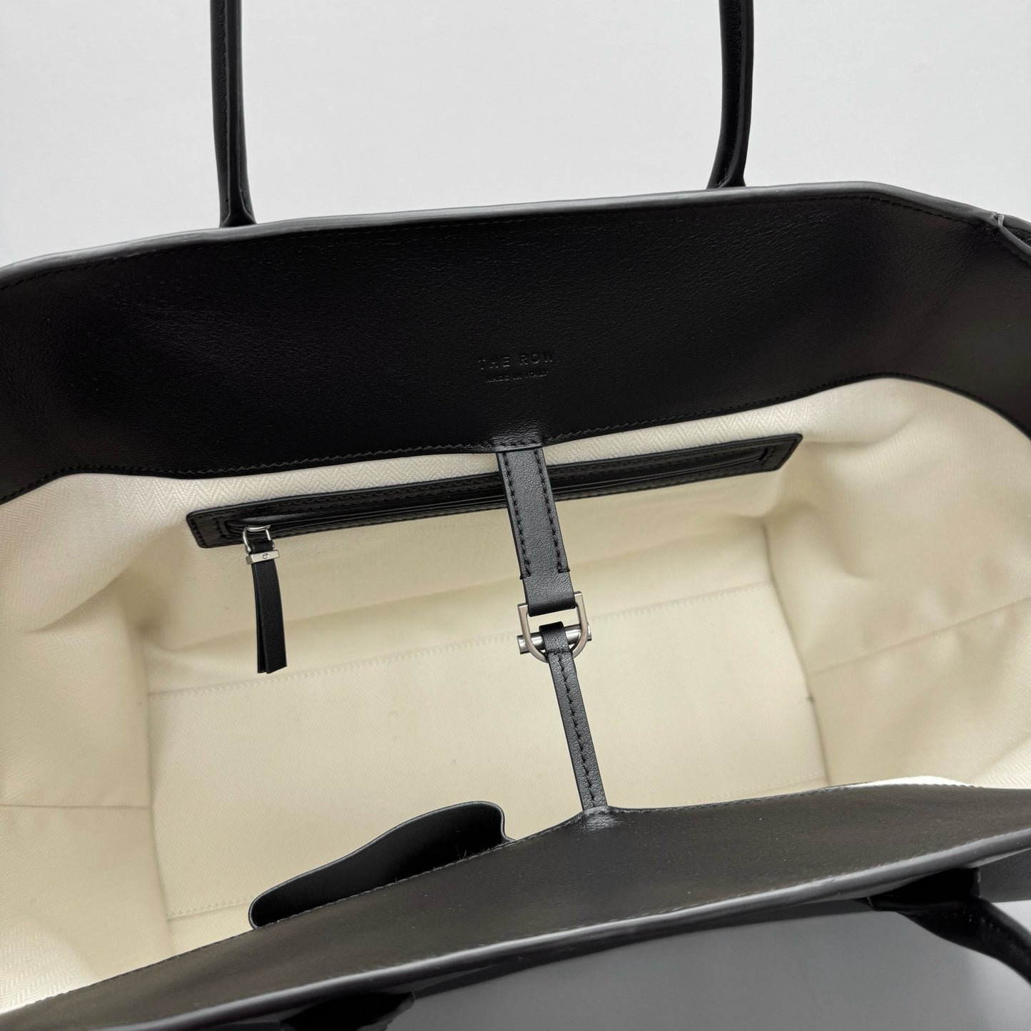 THE ROW MARLO 17 BAG