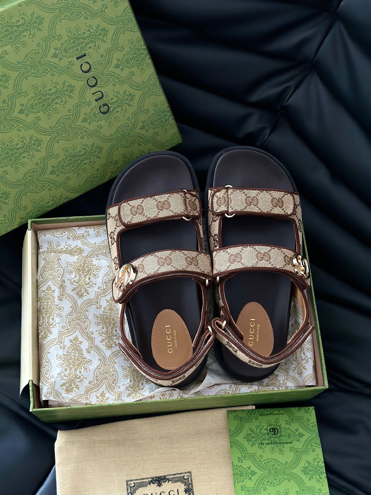 GG SANDALS