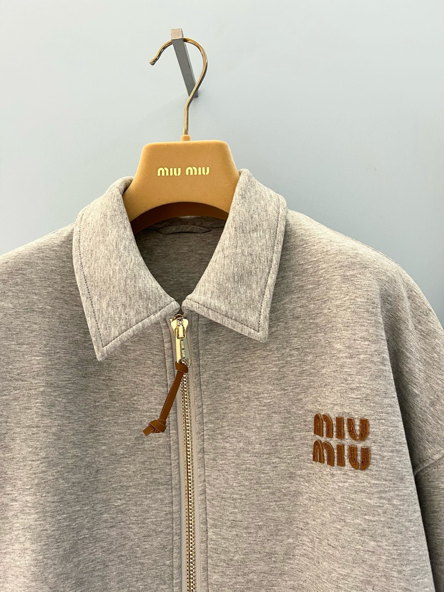 MIU M ZIP HOODIE
